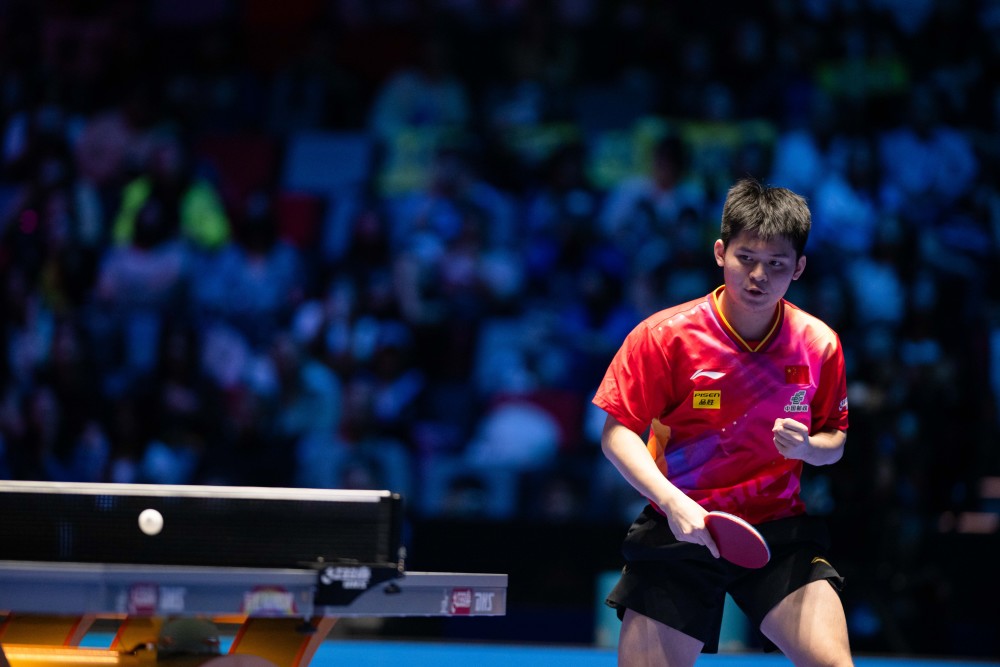 场重量级足 场重量级足